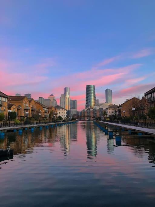 Bright &Spacious One Bedroom Flat Off Canary Wharf Лондон Екстер'єр фото